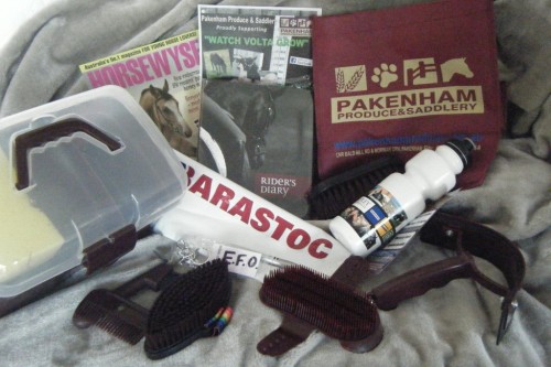 Prize for Aug groom kit