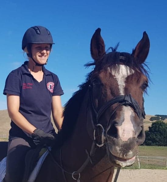 Oaks Volta & Tiffany